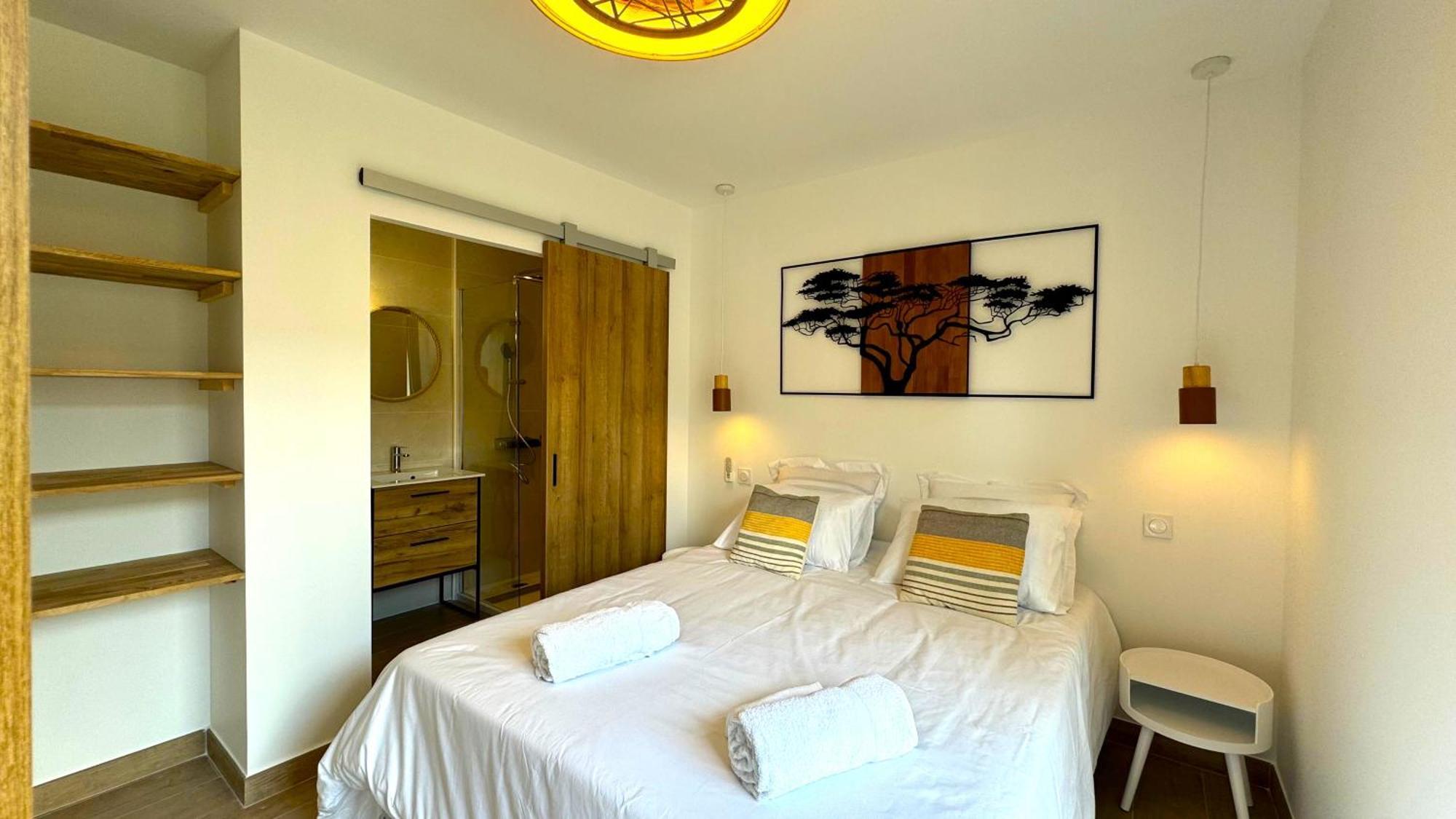 Daya Lodge.