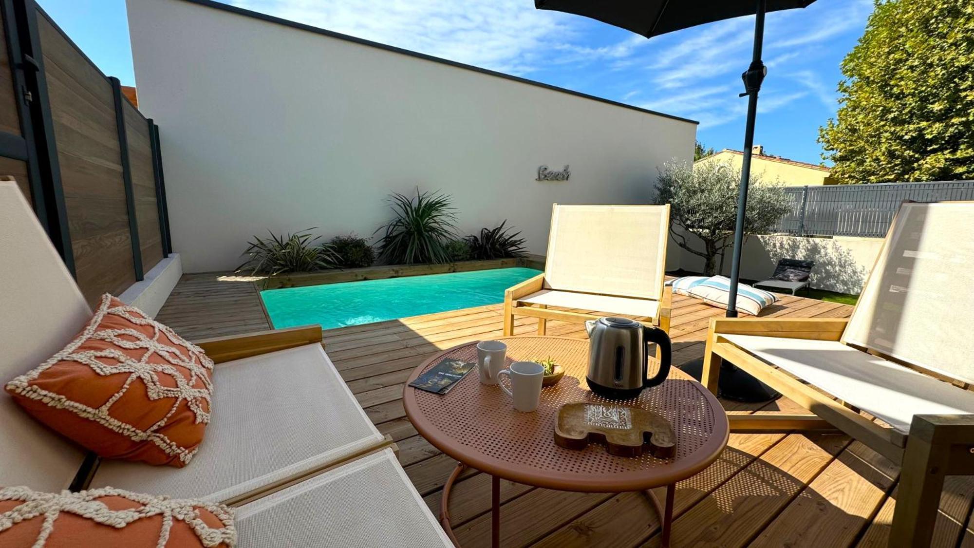 Villa Daya Lodge. *