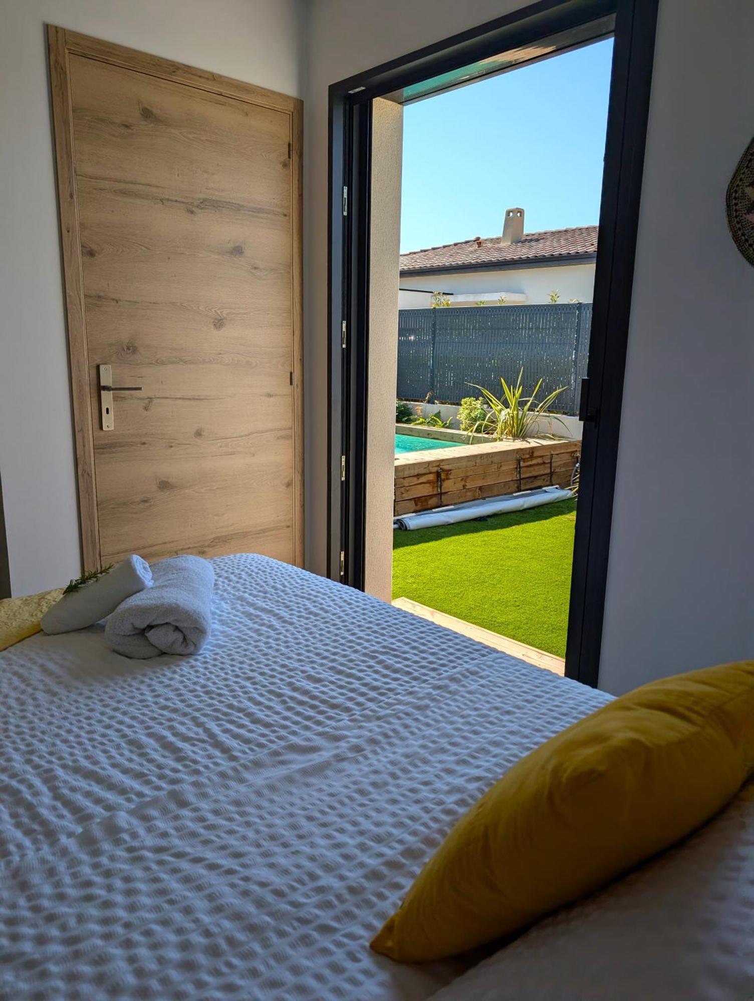 Daya Lodge. Villa L'Isle-sur-la-Sorgue